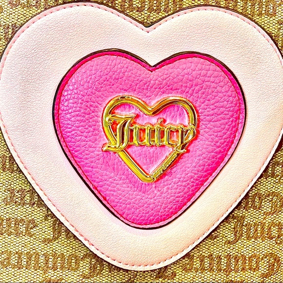 SOLD! Juicy Couture pink heart handbag - Picture 4 of 4